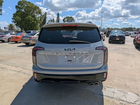 Certified 2024 Kia Telluride EX X-Line AWD/4WD image 7