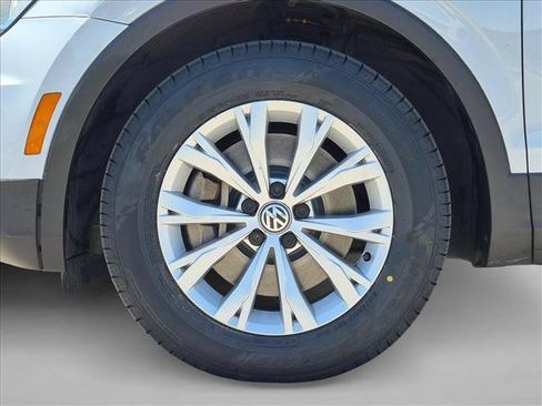 Used 2018 Volkswagen Tiguan S AWD/4WD image 24