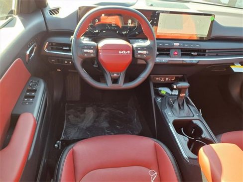 New 2026 Kia K4 GT-Line image 2