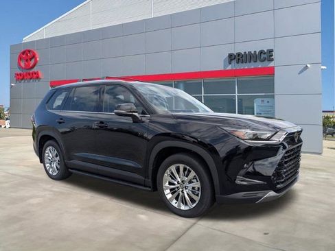 New 2026 Toyota Grand Highlander AWD image 2