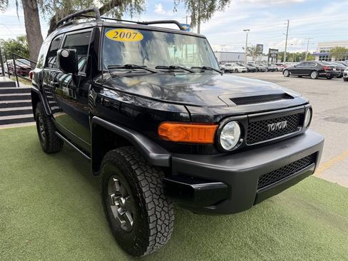 Used 2007 Toyota FJ Cruiser 4WD image 3
