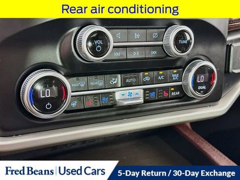 Used 2023 Ford Expedition Limited AWD/4WD image 20