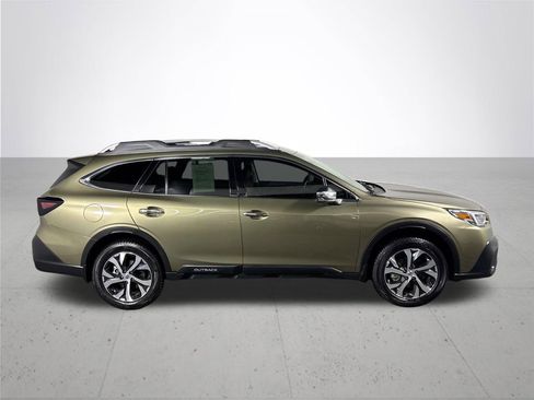 Used 2022 Subaru Outback Touring image 5