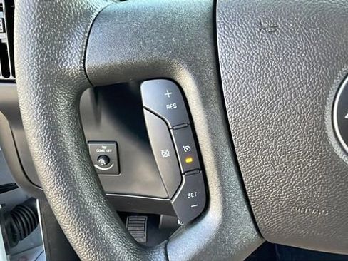 New 2026 Chevrolet Express 2500 w/ Driver Convenience Package image 22