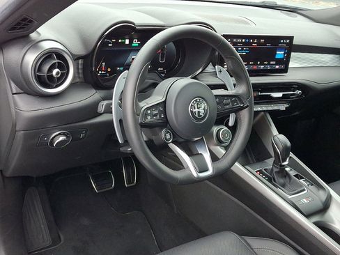 Used 2024 Alfa Romeo Tonale Veloce image 25