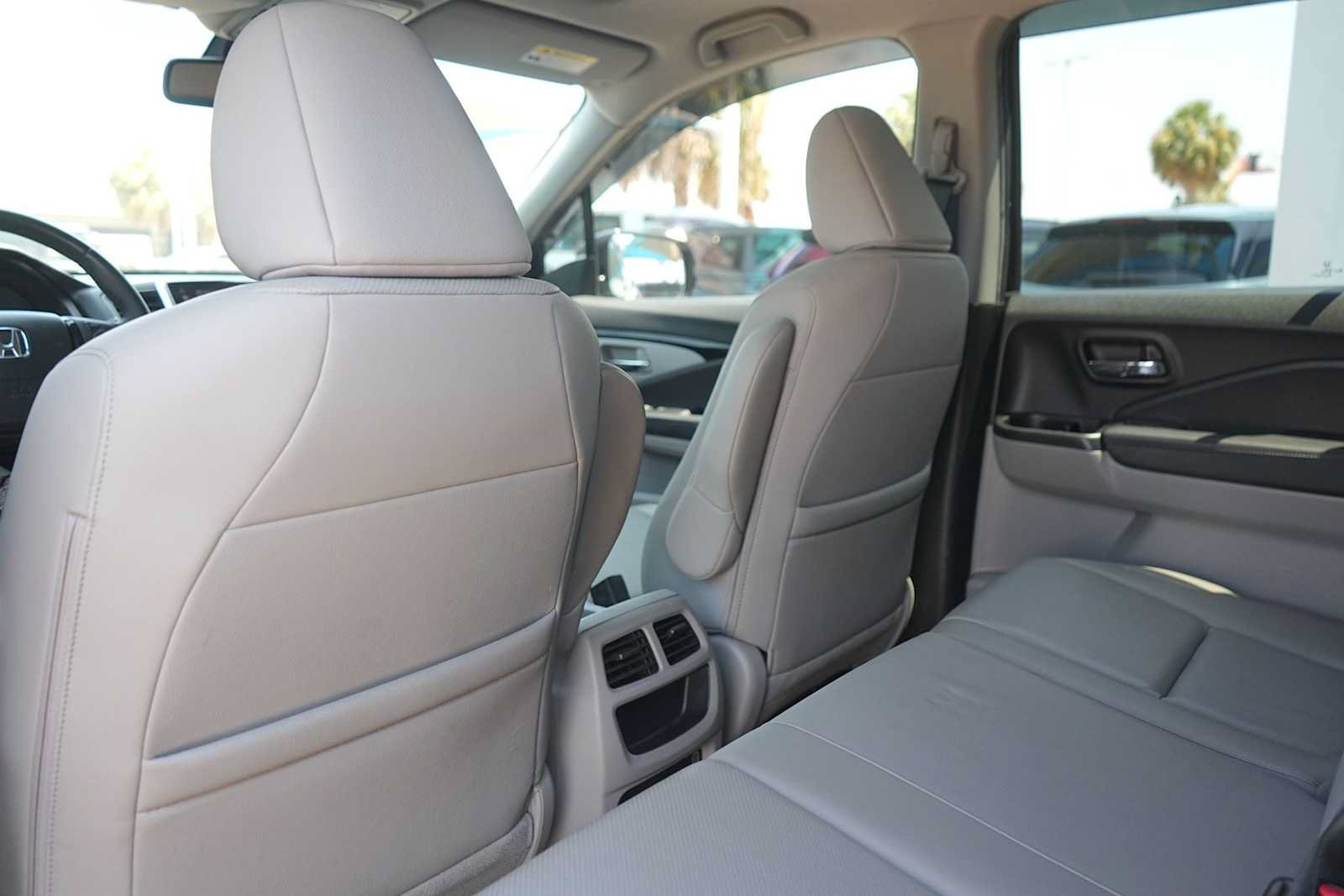 Used 2020 Honda Ridgeline RTL-E image 13