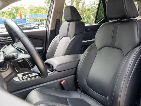 Used 2024 Honda Pilot Touring image 19