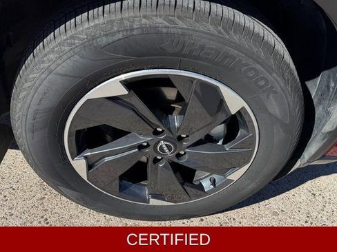 Certified 2025 Nissan Rogue SV image 20