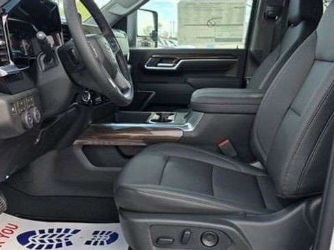 New 2026 Chevrolet Silverado 2500 LT w/ Trail Boss Package AWD/4WD image 10