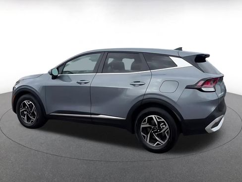 Used 2025 Kia Sportage LX FWD image 10