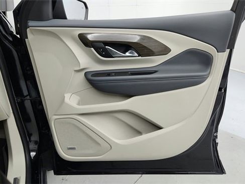 Used 2022 GMC Terrain Denali w/ LPO, Floor Liner Package image 23