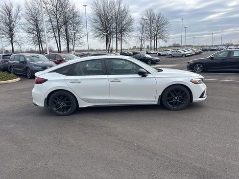 Certified 2023 Honda Civic Sport image 9