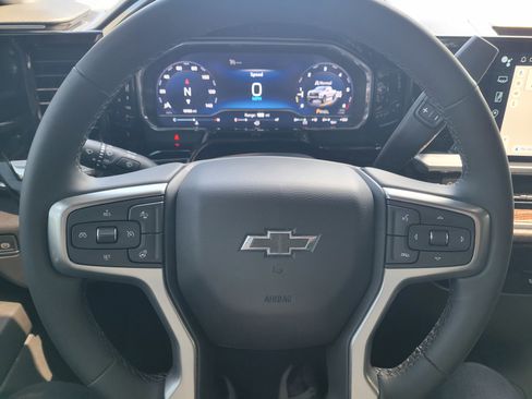 Certified 2023 Chevrolet Silverado 1500 LT Trail Boss AWD/4WD image 19