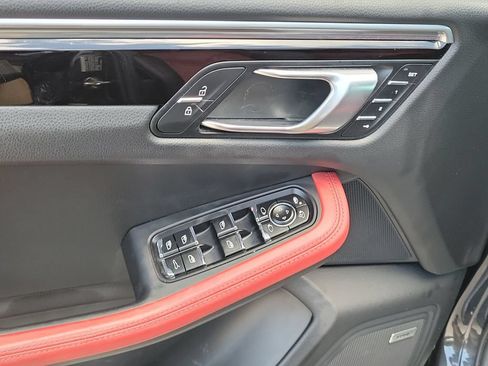 Used 2021 Porsche Macan S AWD/4WD image 20
