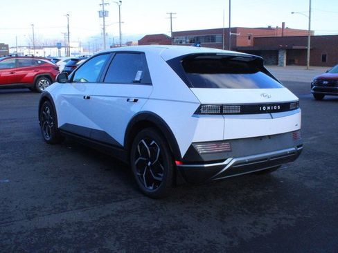 New 2024 Hyundai Ioniq 5 SEL image 5