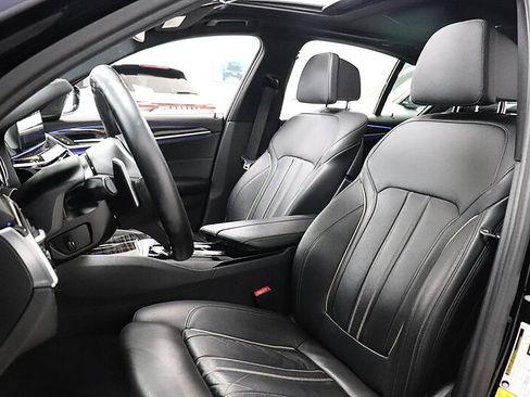 Used 2018 BMW 540i RWD image 10