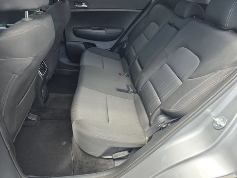 Used 2022 Kia Sportage LX AWD/4WD image 13