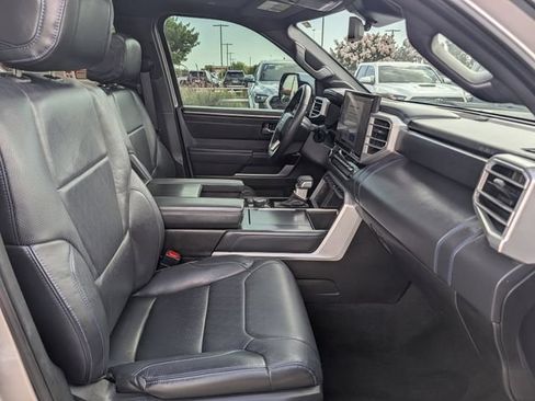 Used 2024 Toyota Tundra Platinum AWD/4WD image 34