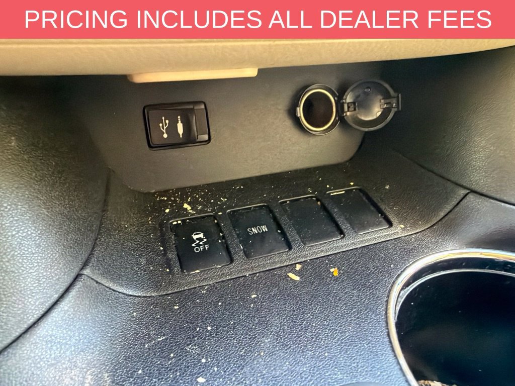 Used 2015 Toyota Highlander XLE FWD image 15