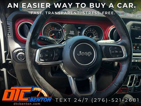 Used 2023 Jeep Gladiator Rubicon w/ LED Lighting Group AWD/4WD image 9