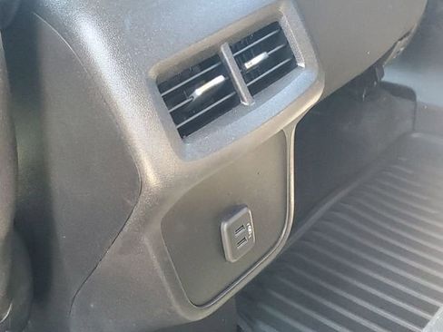 Used 2019 Chevrolet Equinox LT image 30