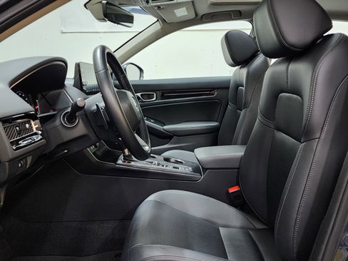 Used 2024 Honda Civic Touring image 12