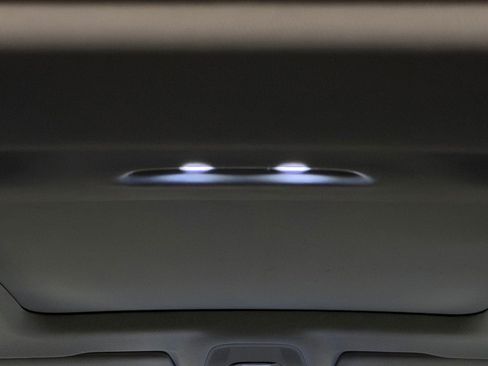 Used 2021 Audi e-tron Premium w/ Black Optic Package image 16