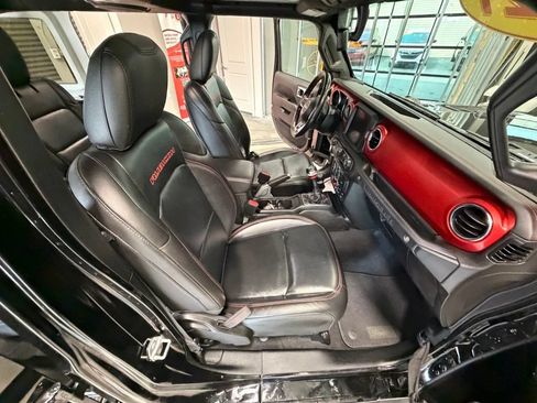 Used 2021 Jeep Wrangler Unlimited Rubicon AWD/4WD image 42