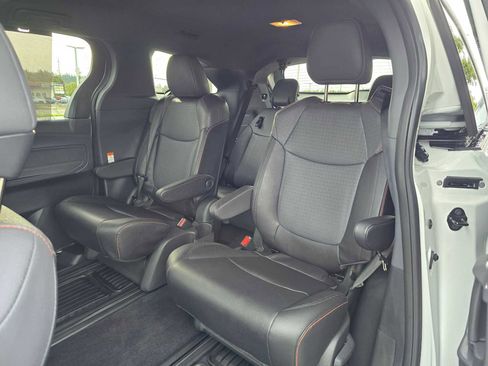 Certified 2024 Toyota Sienna XSE image 20