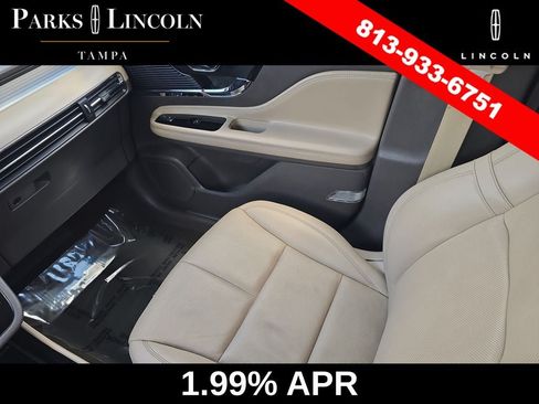 Used 2022 Lincoln Corsair FWD w/ Premium Package image 14