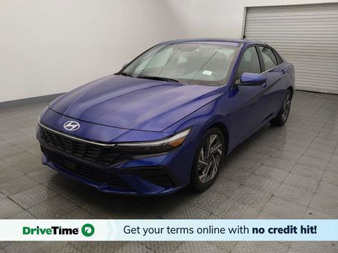 Used 2025 Hyundai Elantra SEL FWD image 1