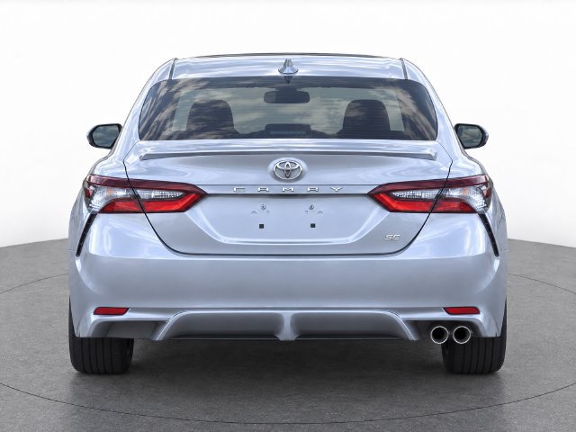 Used 2024 Toyota Camry SE w/ Cold Weather Package FWD image 7