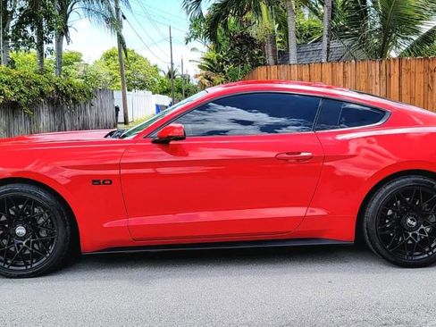 Used 2017 Ford Mustang GT Premium RWD image 11
