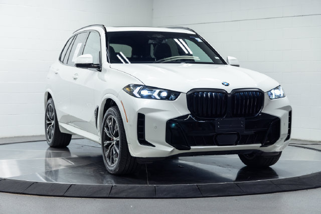 Used 2026 BMW X5 xDrive40i AWD/4WD image 4