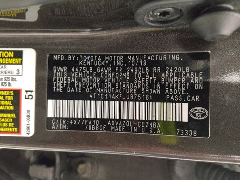 Used 2020 Toyota Camry LE w/ Carpet Mat Package image 33