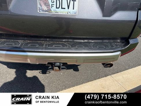 Used 2018 Toyota 4Runner TRD Off-Road AWD/4WD image 13