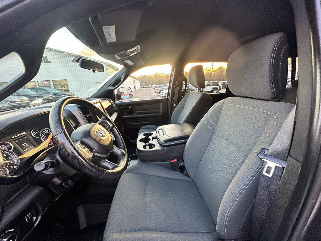 Used 2021 RAM 2500 Tradesman AWD/4WD image 3