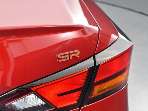 New 2025 Nissan Altima 2.5 SR image 10