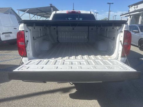 Used 2021 Chevrolet Colorado LT w/ Safety Package image 27