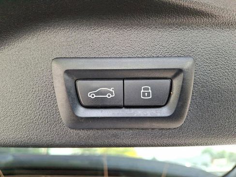 Certified 2024 BMW X5 xDrive40i w/ M Sport Package image 29