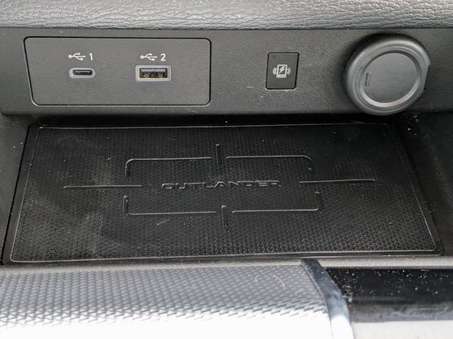 Used 2024 Mitsubishi Outlander SEL FWD image 29