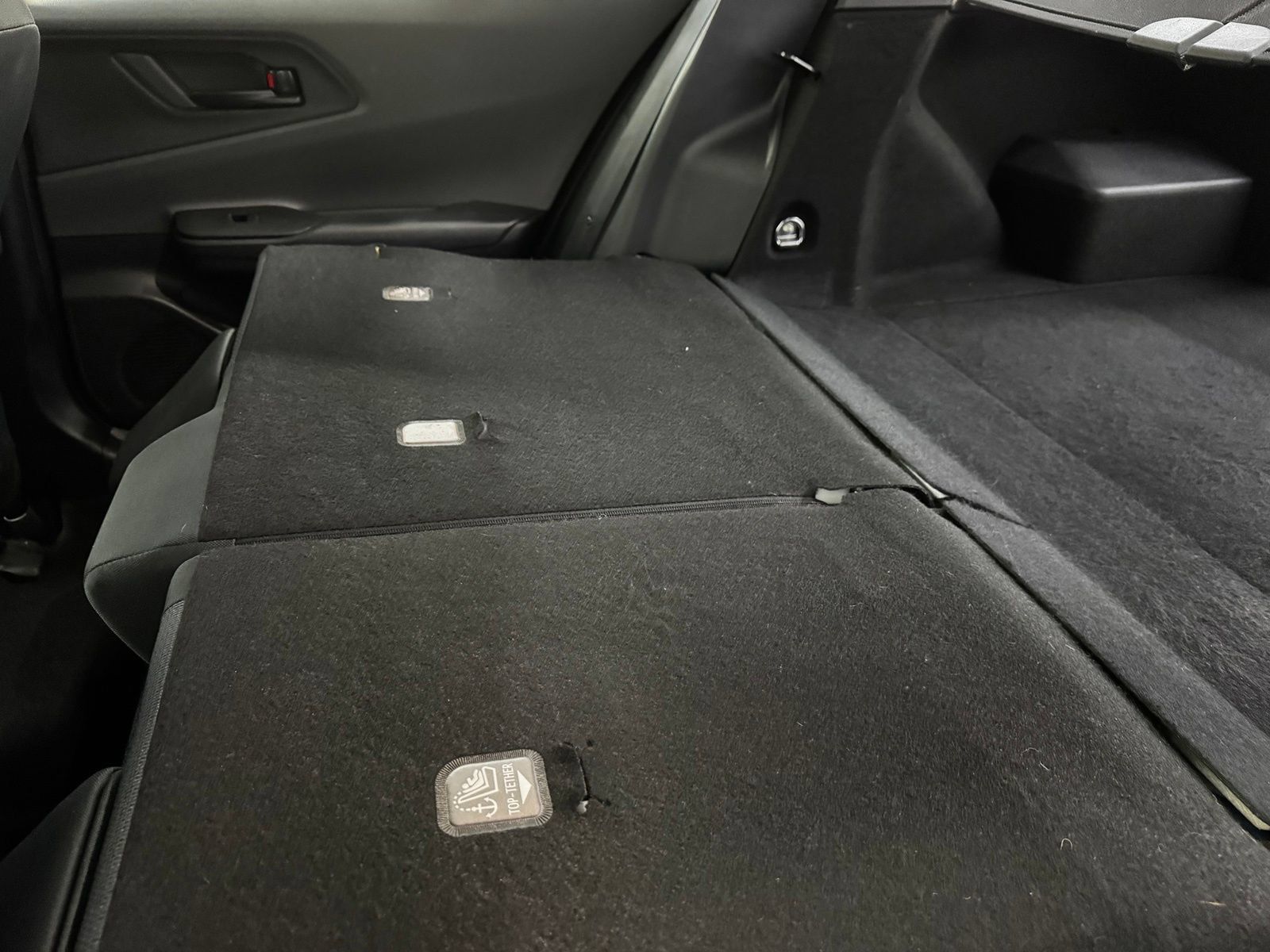Used 2024 Toyota Prius LE FWD image 30