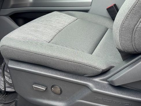 New 2026 Ford F250 XLT w/ Tremor Off-Road Package image 14