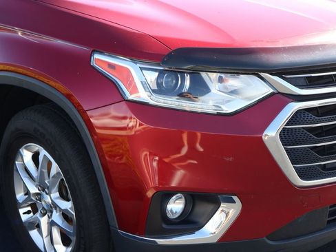 Used 2018 Chevrolet Traverse LT FWD image 4