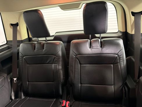 Used 2019 Ford Flex SEL FWD image 20