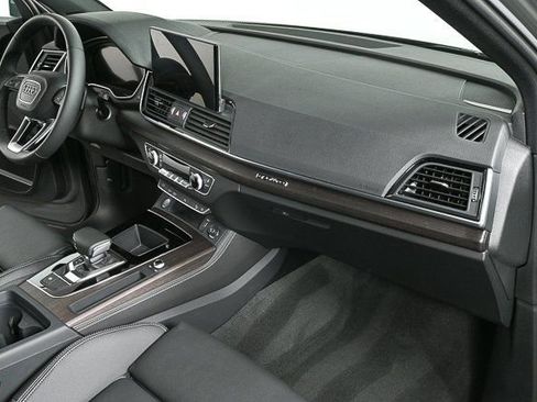 New 2025 Audi Q5 2.0T Premium Plus image 25
