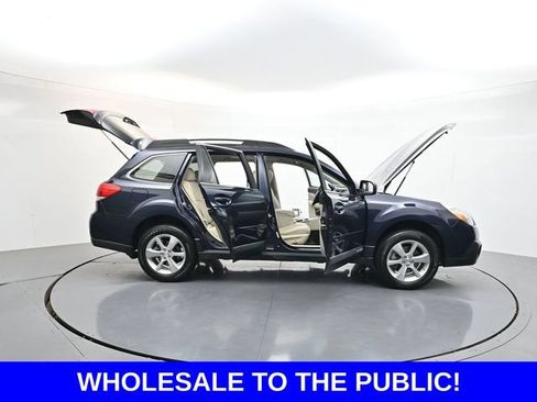 Used 2013 Subaru Outback 3.6R Limited w/ Moonroof Pkg AWD/4WD image 48