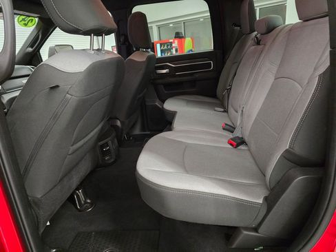 Used 2024 RAM 2500 Big Horn w/ Bed Utility Group image 36