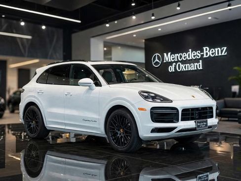 Used 2023 Porsche Cayenne Turbo AWD/4WD image 1