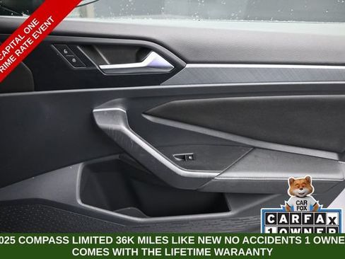 Used 2024 Volkswagen Jetta SE FWD image 27